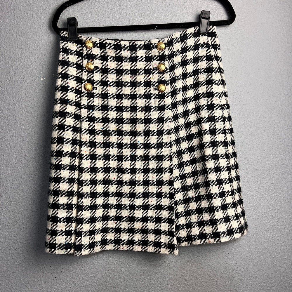 Talbots Houndstooth Wool Blend Tweed Mini Skirt Gold Crest Buttons Black White 4